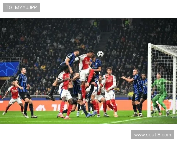 皇马密切关注阿森纳后防核心萨利巴续约停滞成潜在引援突破口